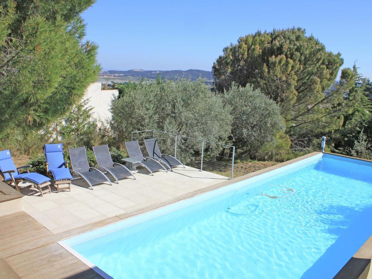 Upbeat Villa In Rochefort-Du-Gard With Private Pool Rom bilde